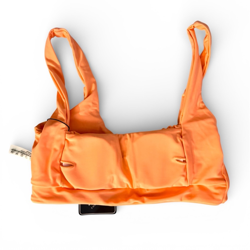 Zaful Bright Orange Bikini Set.
Size 4 - Picture 4 of 7